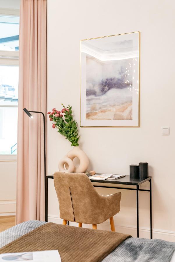 Dandelion Apartment - Loftaffair Cracovie Extérieur photo